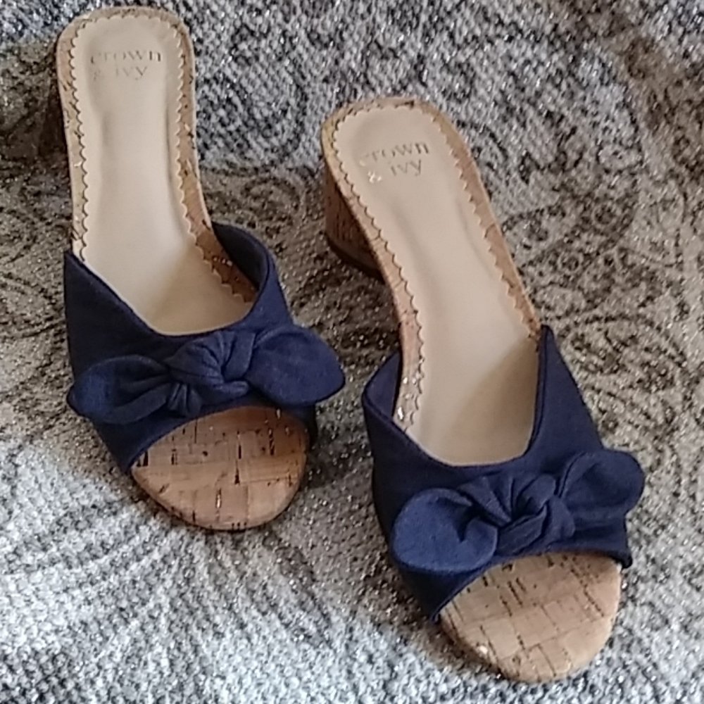 Crown & Ivy Cork Heels Pumps, Navy, NWOT